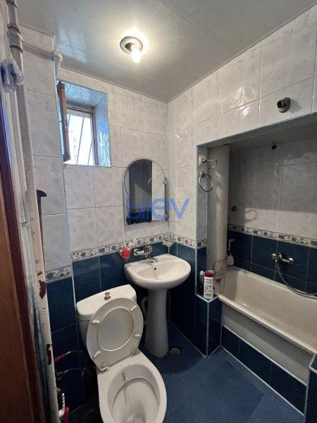 Satış 2 otaqlı Köhnə Tikili bina evi  40m², Bakı