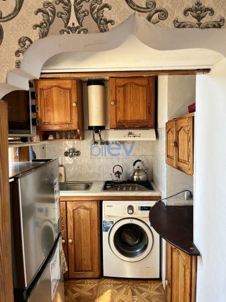 Satış 2 otaqlı Köhnə Tikili bina evi  40m², Bakı
