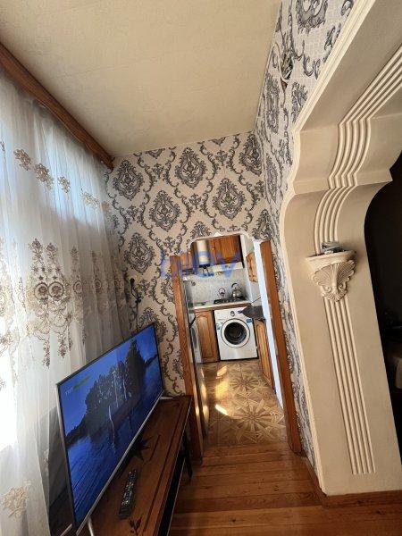 Satış 2 otaqlı Köhnə Tikili bina evi  40m², Bakı