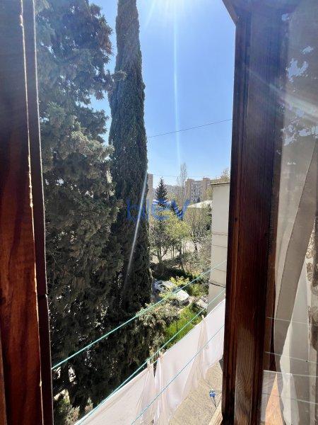 Satış 2 otaqlı Köhnə Tikili bina evi  40m², Bakı