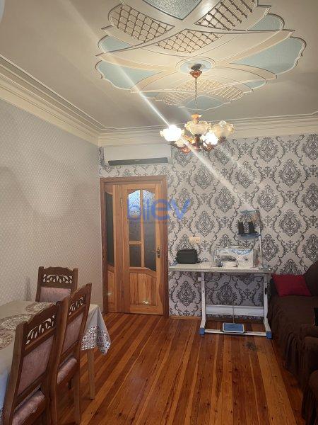 Satış 2 otaqlı Köhnə Tikili bina evi  40m², Bakı