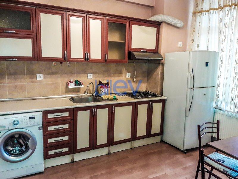 Kirayə (aylıq) 2 otaqlı Yeni Tikili  68m², Bakı