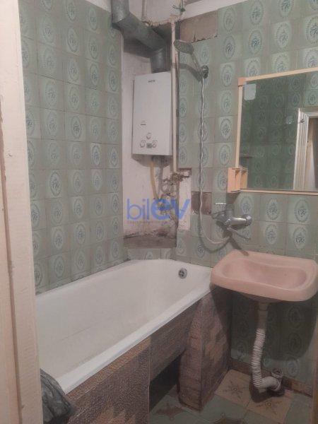Satılır 2 otaqlı Köhnə Tikili  40m², Bakı