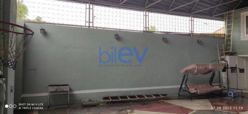 Satılır 9 otaqlı Həyət evi  303m², Gəncə
