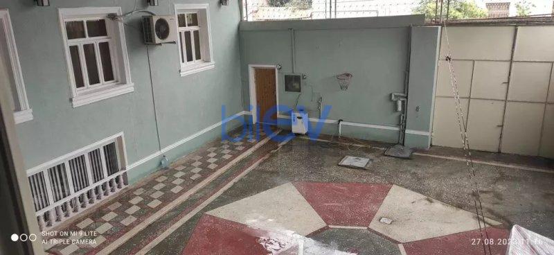 Satılır 9 otaqlı Həyət evi  303m², Gəncə