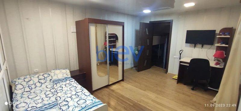 Satılır 9 otaqlı Həyət evi  303m², Gəncə