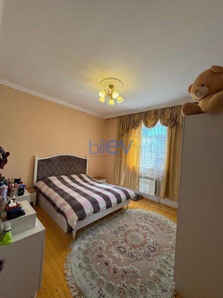 Satılır 5 otaqlı Həyət evi  2m², Bakı