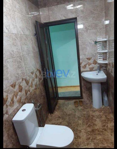 Satılır 4 otaqlı Həyət evi  270m², Qəbələ