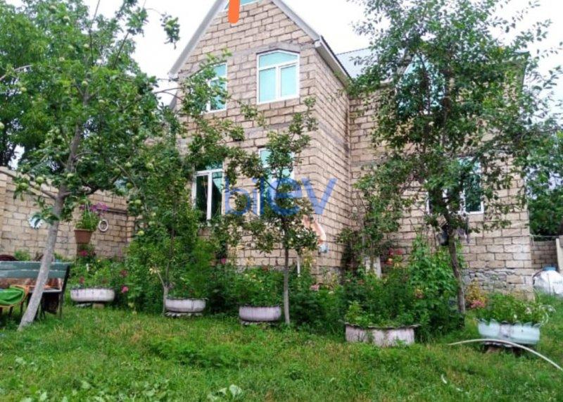 Satılır 4 otaqlı Həyət evi  270m², Qəbələ