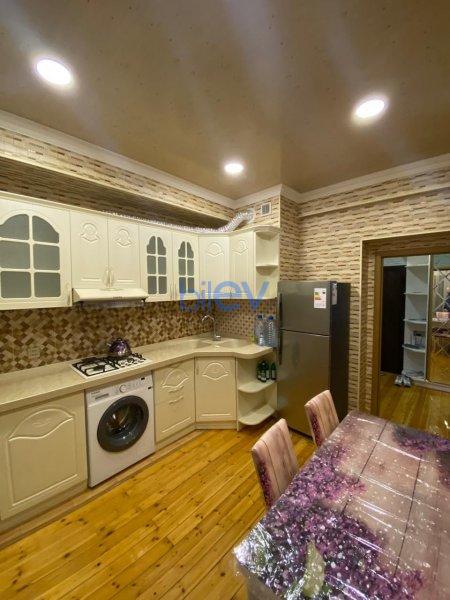 Kirayə (aylıq) 2 otaqlı Yeni Tikili  75.00m², Bakı