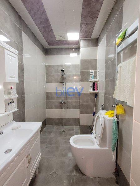 Kirayə (aylıq) 3 otaqlı Yeni Tikili  80m², Bakı