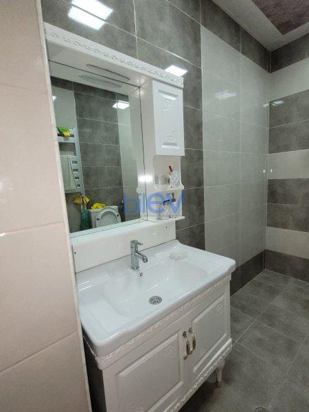 Kirayə (aylıq) 3 otaqlı Yeni Tikili  80m², Bakı