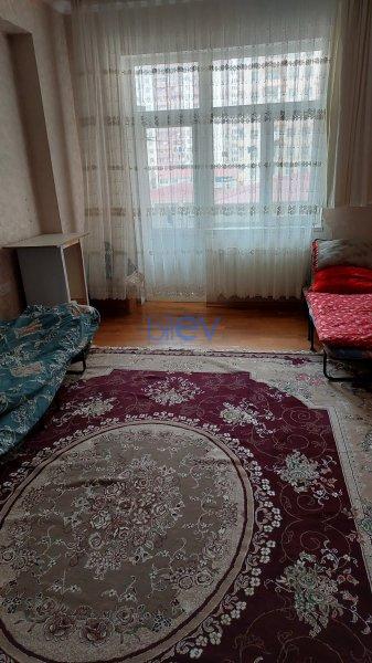 Kirayə (aylıq) 3 otaqlı Yeni Tikili  88m², Bakı