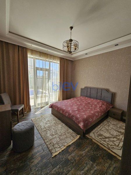 Kirayə (aylıq) 5 otaqlı Villa  220m², Bakı
