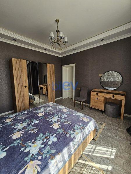 Kirayə (aylıq) 5 otaqlı Villa  220m², Bakı