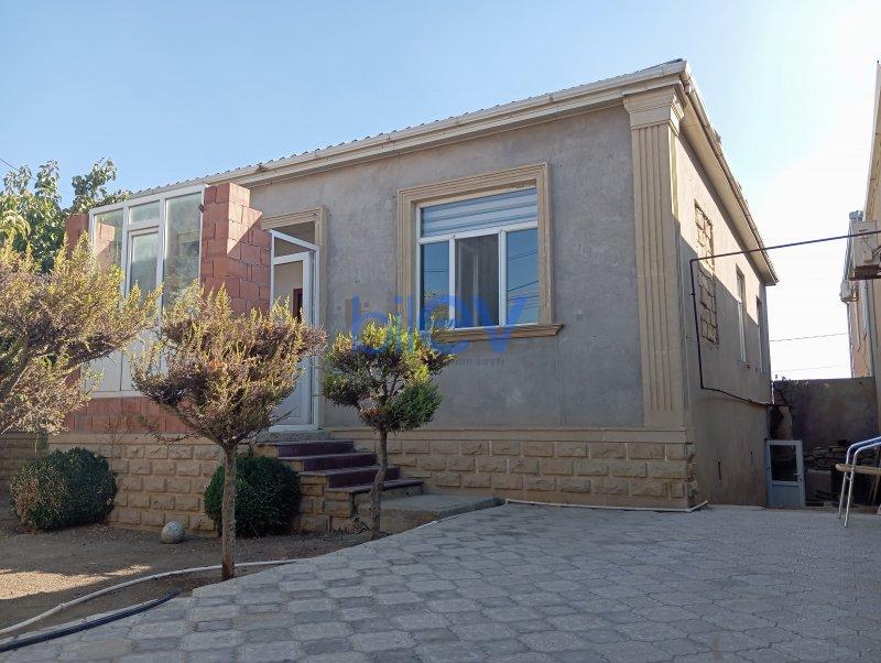 Satılır 4 otaqlı Həyət evi  140m², Bakı