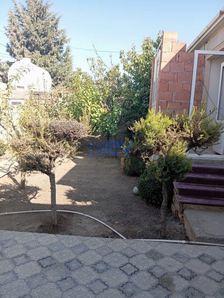 Satılır 4 otaqlı Həyət evi  140m², Bakı