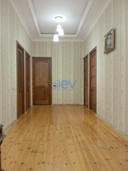 Satılır 4 otaqlı Həyət evi  140m², Bakı