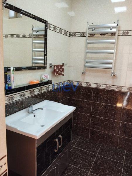 Satılır 3 otaqlı Həyət evi  160m², Bakı