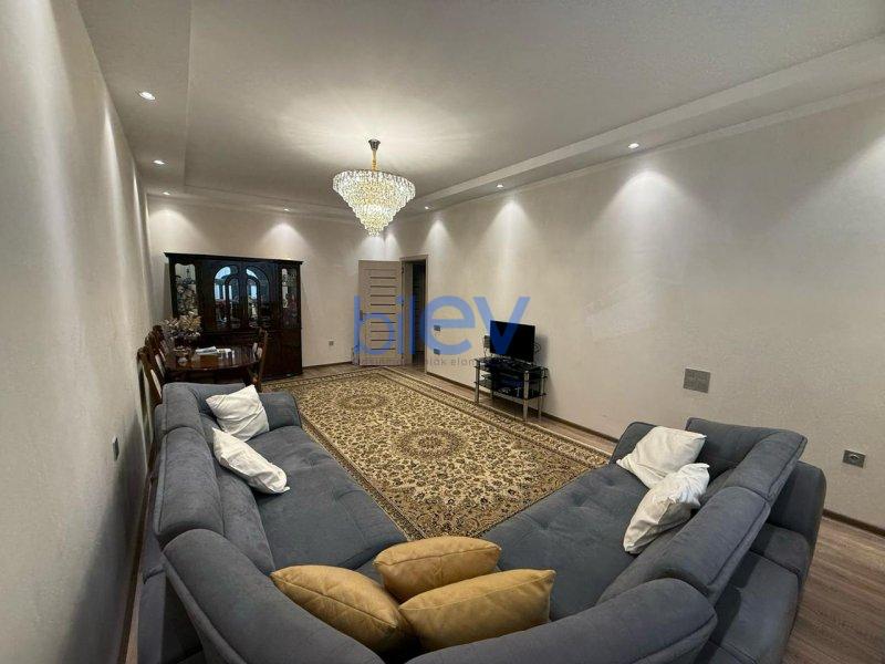 Satılır 4 otaqlı Həyət evi  145m², Bakı