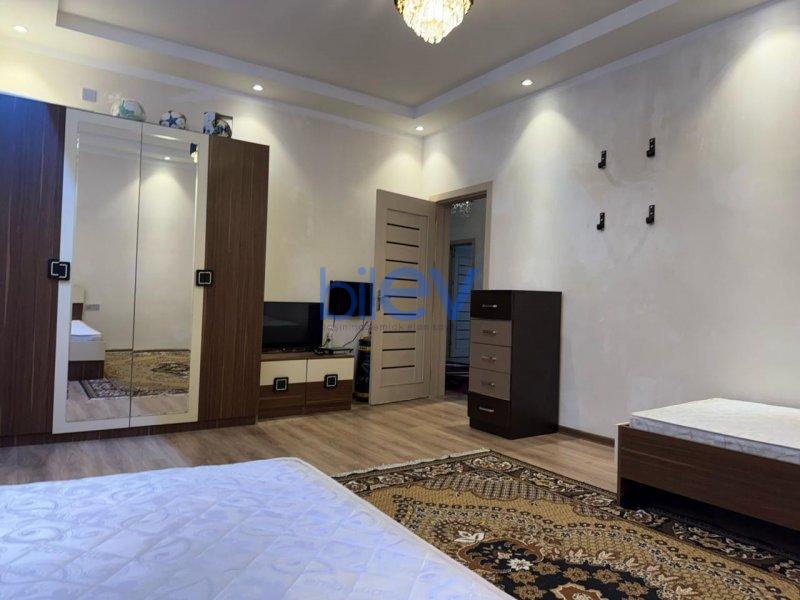 Satılır 4 otaqlı Həyət evi  145m², Bakı