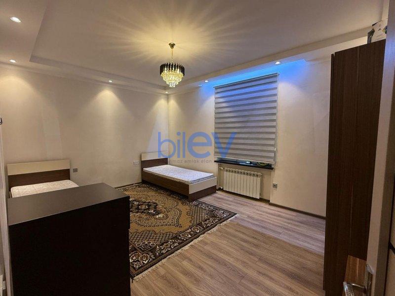 Satılır 4 otaqlı Həyət evi  145m², Bakı