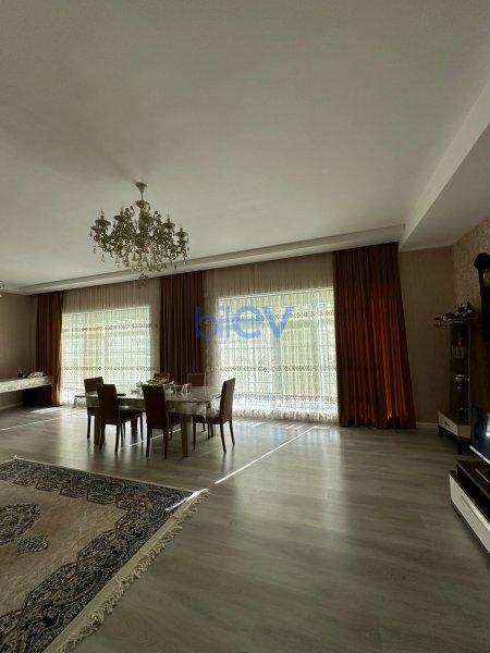 Satılır 4 otaqlı Bağ evi  170m², Bakı