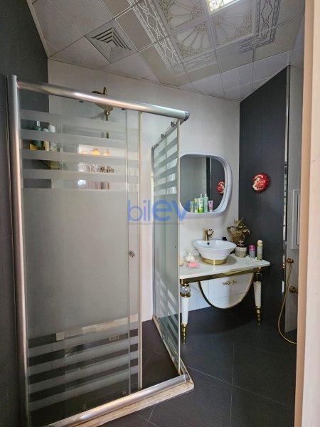 Satılır 4 otaqlı Yeni Tikili  203m², Bakı