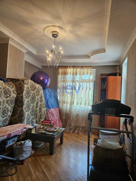 Satılır 4 otaqlı Yeni Tikili  203m², Bakı