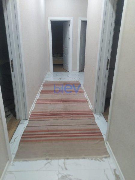Satılır 5 otaqlı Həyət evi  200m², Bakı