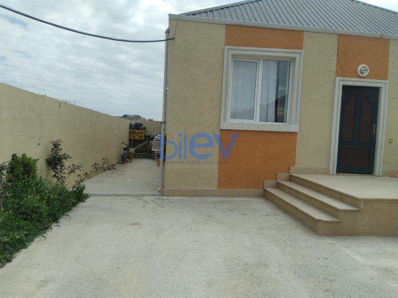 Satılır 5 otaqlı Həyət evi  200m², Bakı
