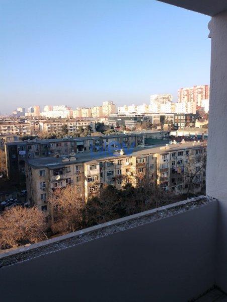 Satılır 2 otaqlı Yeni Tikili  74m², Bakı