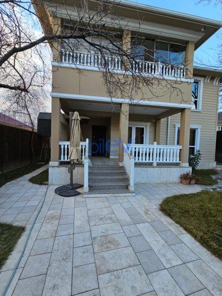 Satılır 7 otaqlı Bağ evi  272m², Qəbələ