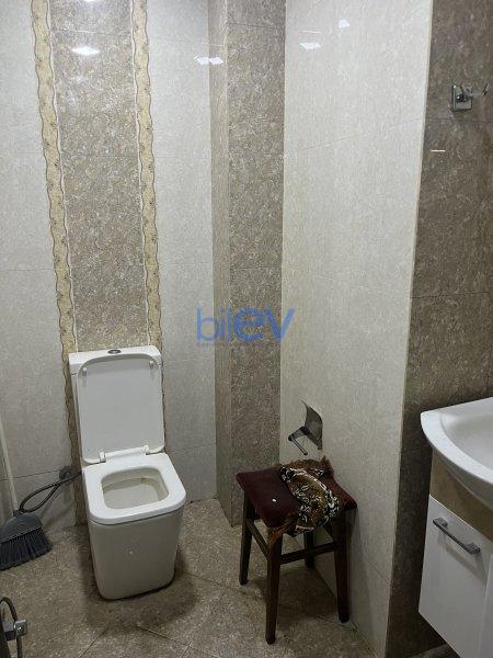 Aylıq Kirayə 4 otaqlı Yeni Tikili bina evi  120m², Bakı