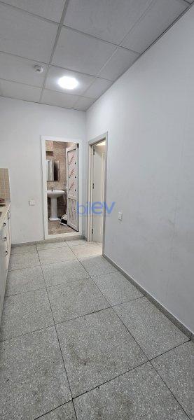 Kirayə (aylıq) 3 otaqlı Obyekt  115m², Bakı