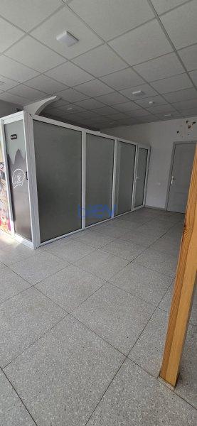 Kirayə (aylıq) 3 otaqlı Obyekt  115m², Bakı