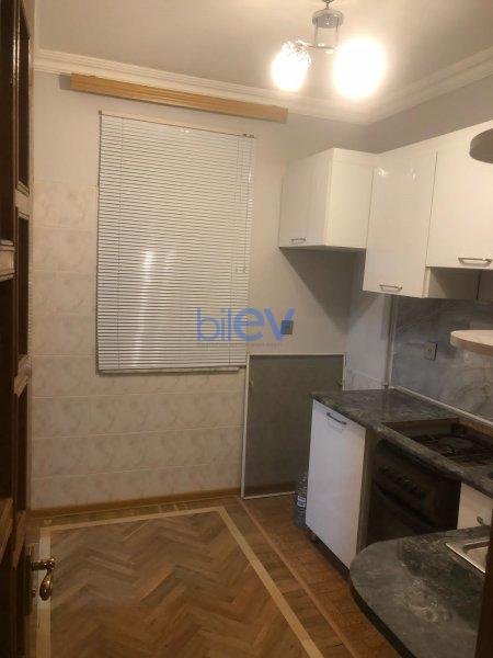 Satılır 2 otaqlı Köhnə Tikili  54m², Bakı