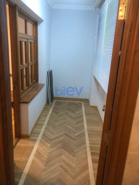 Satılır 2 otaqlı Köhnə Tikili  54m², Bakı