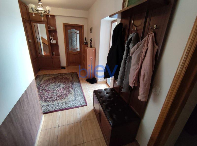Satış 8 otaqlı Həyət evi  225m², Bakı