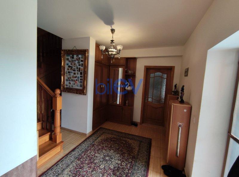 Satış 8 otaqlı Həyət evi  225m², Bakı