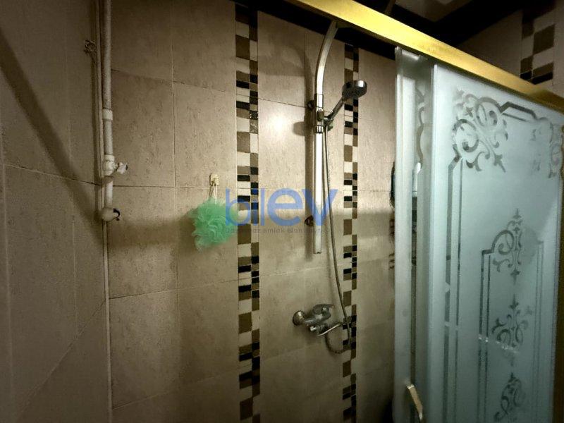 Satılır 3 otaqlı Köhnə Tikili  80m², Bakı