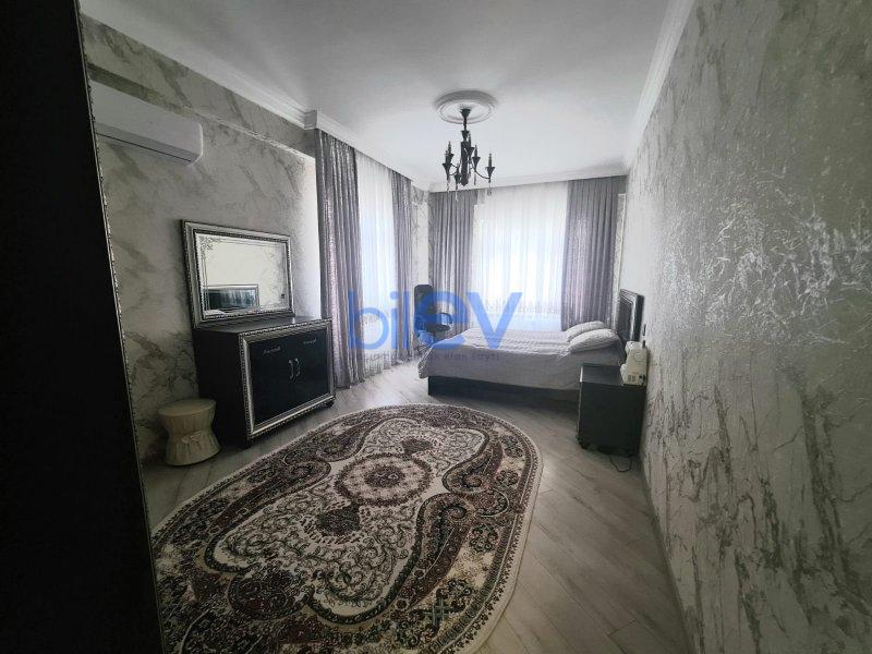 Satılır 3 otaqlı Yeni Tikili  141m², Bakı