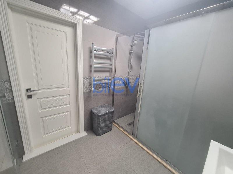 Satılır 3 otaqlı Yeni Tikili  141m², Bakı