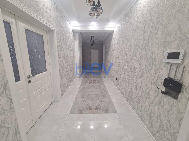 Satılır 3 otaqlı Yeni Tikili  141m², Bakı