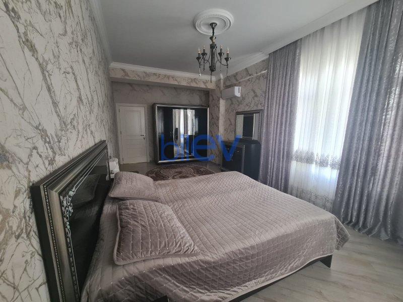 Satılır 3 otaqlı Yeni Tikili  141m², Bakı