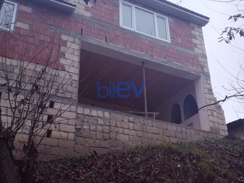 Satılır 8 otaqlı Həyət evi  3m², Quba