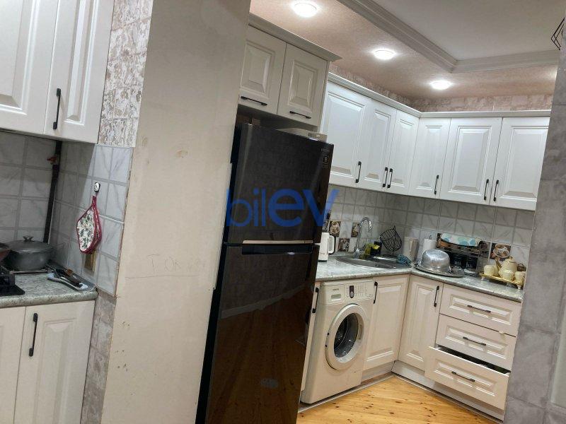 Satılır 5 otaqlı Köhnə Tikili  125m², Bakı
