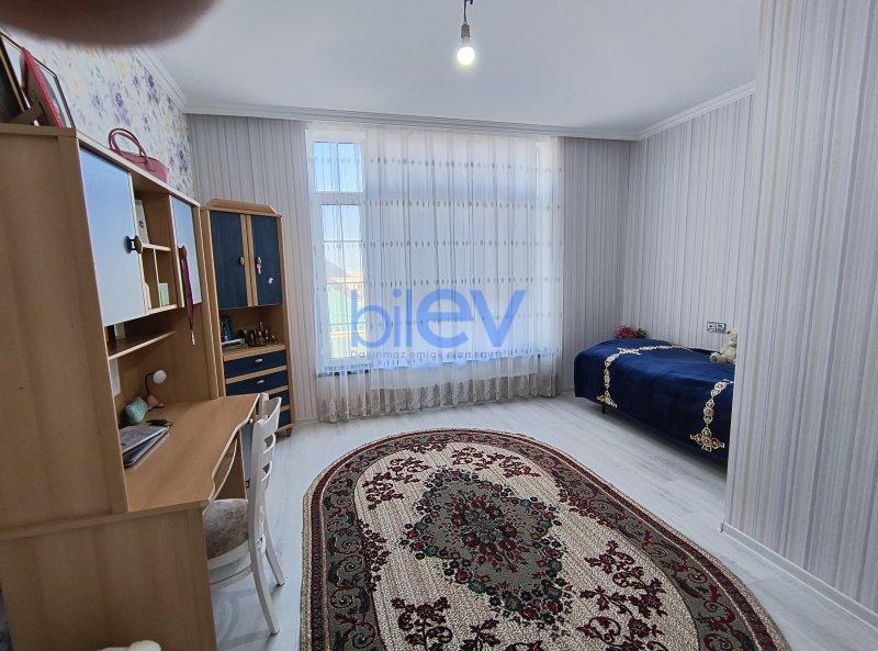 Satılır 8 otaqlı Həyət evi  280m², Xırdalan