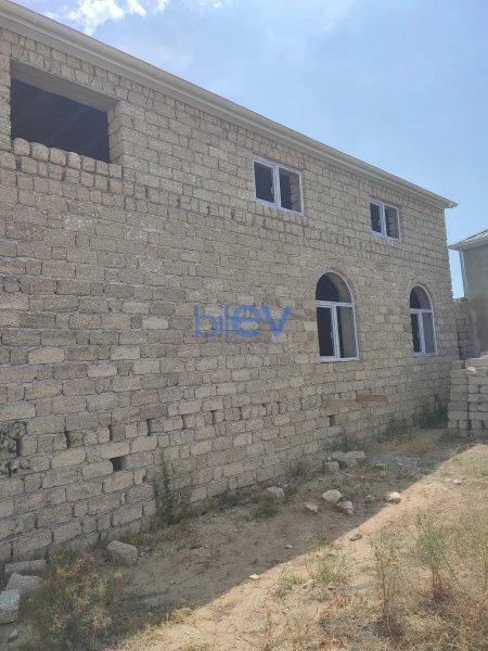 Satılır 4 otaqlı Həyət evi  100m², Bakı