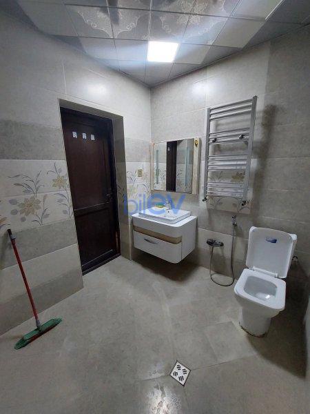 Kirayə (aylıq) 5 otaqlı Yeni Tikili  160m², Bakı